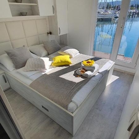 Floating Sea House Soncek Lejlighed Portorož Eksteriør billede