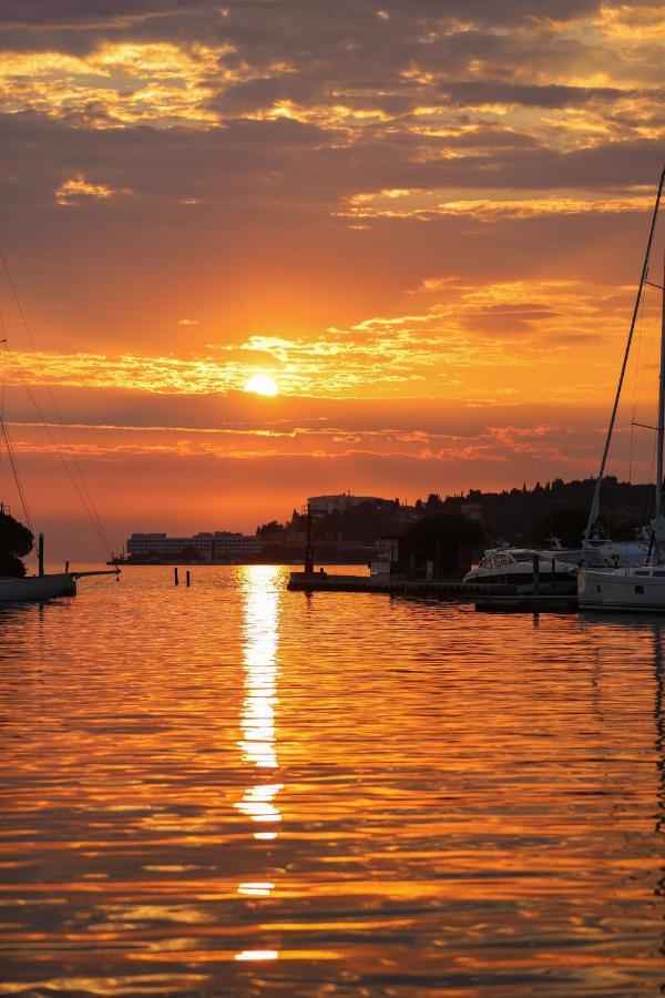 Floating Sea House Soncek Lejlighed Portorož Eksteriør billede
