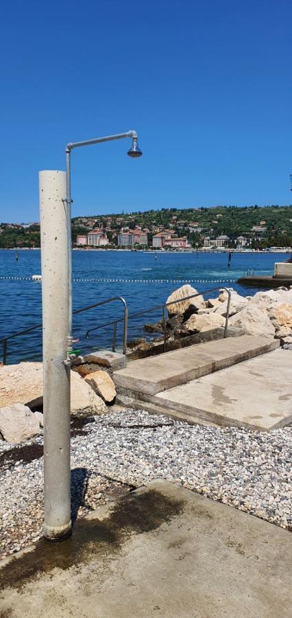 Floating Sea House Soncek Lejlighed Portorož Eksteriør billede